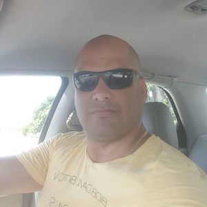 Meet your Posher, Hernan